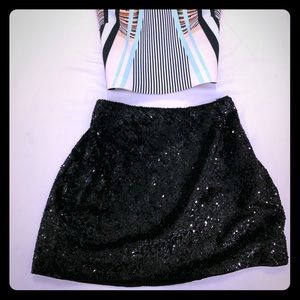 GlitzNGlam Black miniskirt in wonderful condition